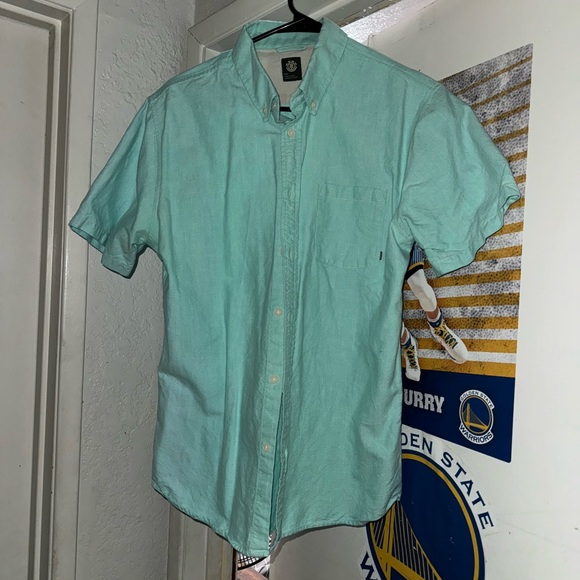 Element short sleeve button down - Picture 2 of 3